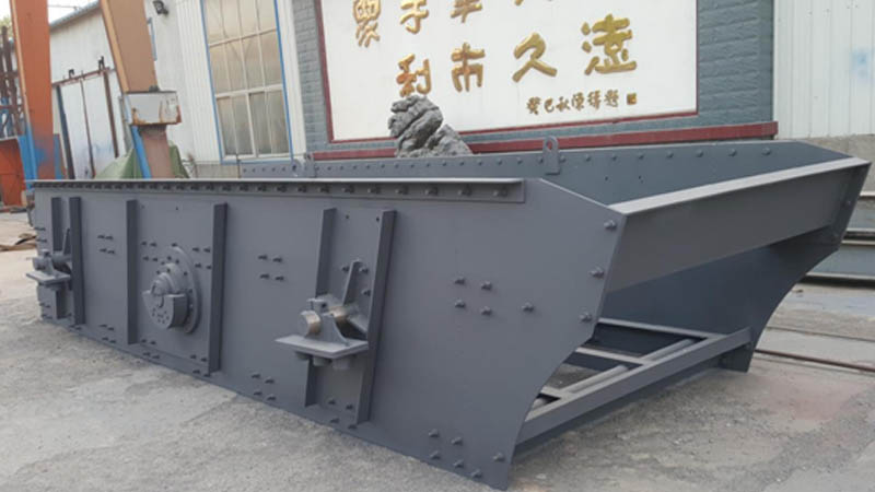 石英砂除雜振動篩